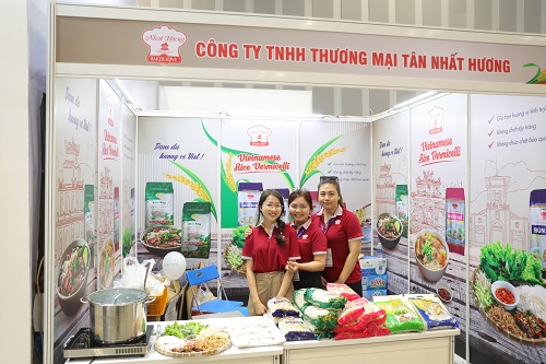 NHẤT HƯƠNG TẠI VIET NAM SOURCING EXPO 2023