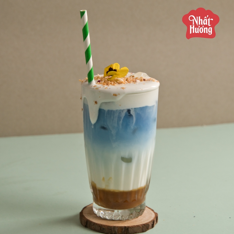 Butterfly Coco Cheese Macchiato 2 Butterfly Coco Cheese Macchiato ấn tượng từ hương vị cho tới màu sắc