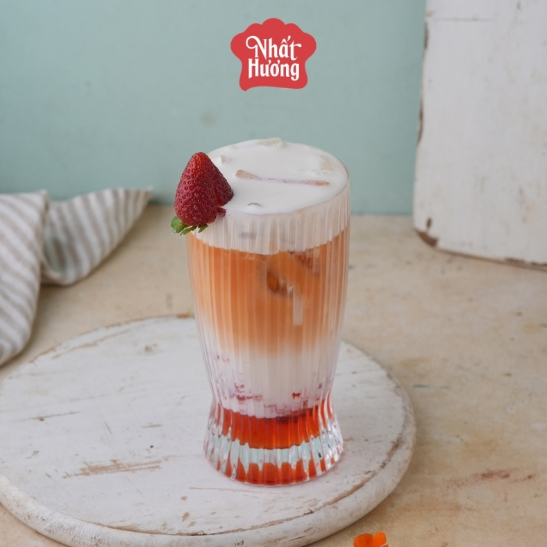 Strawberry Thai Tea Coco Cheese Milk 1 Strawberry Thai Tea Coco Cheese Milk - khi sắc và vị cùng hoà quyện