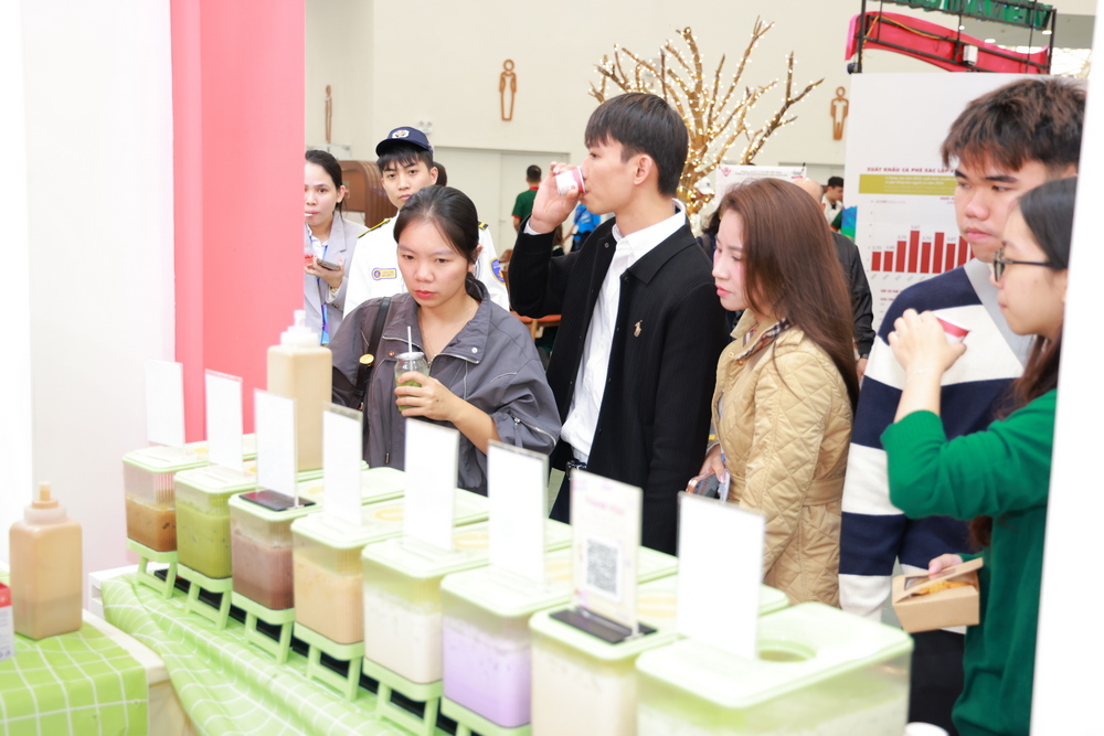 NHẤT HƯƠNG TẠI TRIỂN LÃM QUỐC TẾ CAFE SHOW VIỆT NAM 2025 TẠI HÀ NỘI