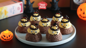 BÁNH CHOUX BÍ NGÔ GIÒN TAN CHO NGÀY HALLOWEEN